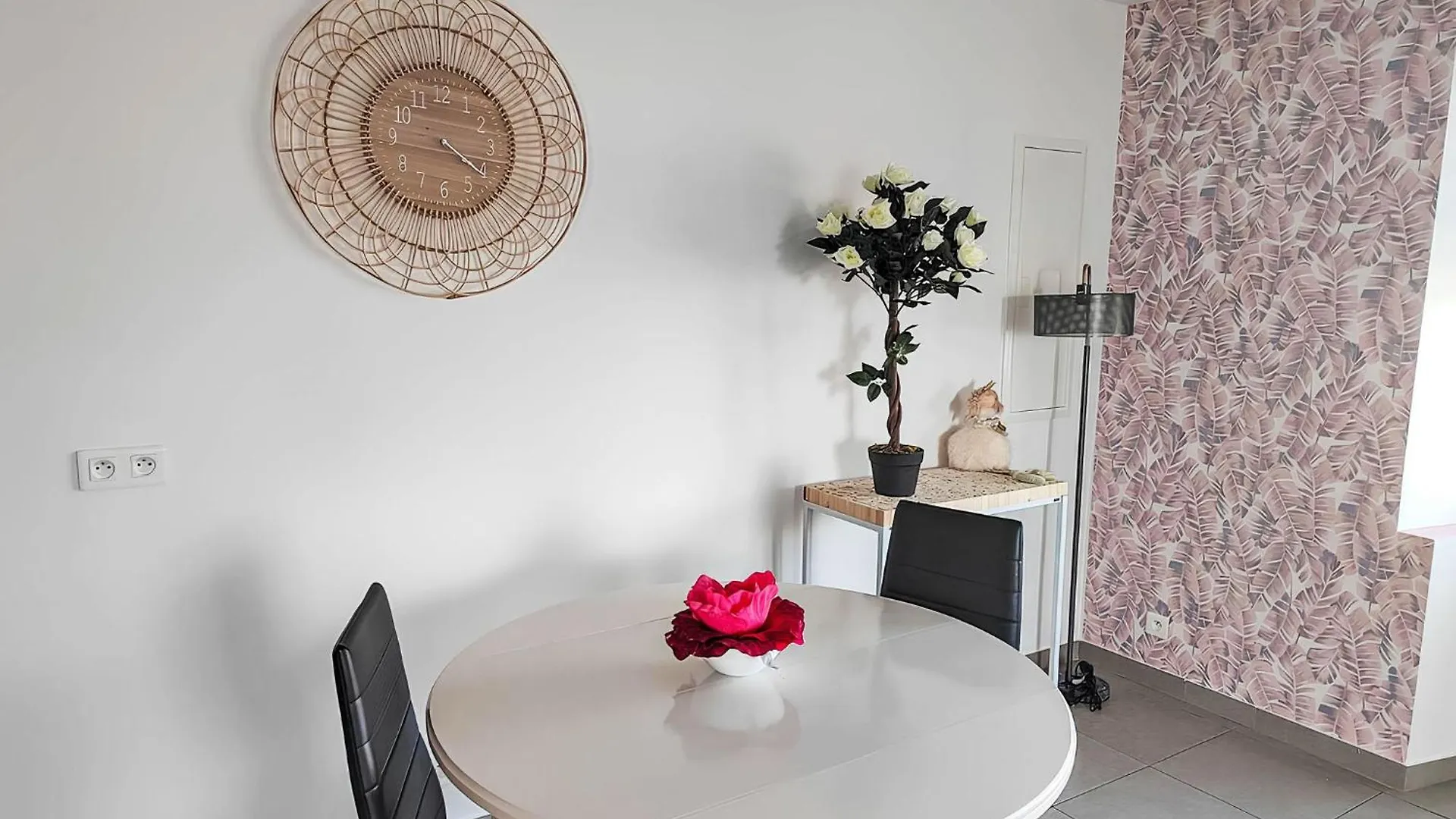 Plozévet Apartment Ty Roz By Interhome 0*,