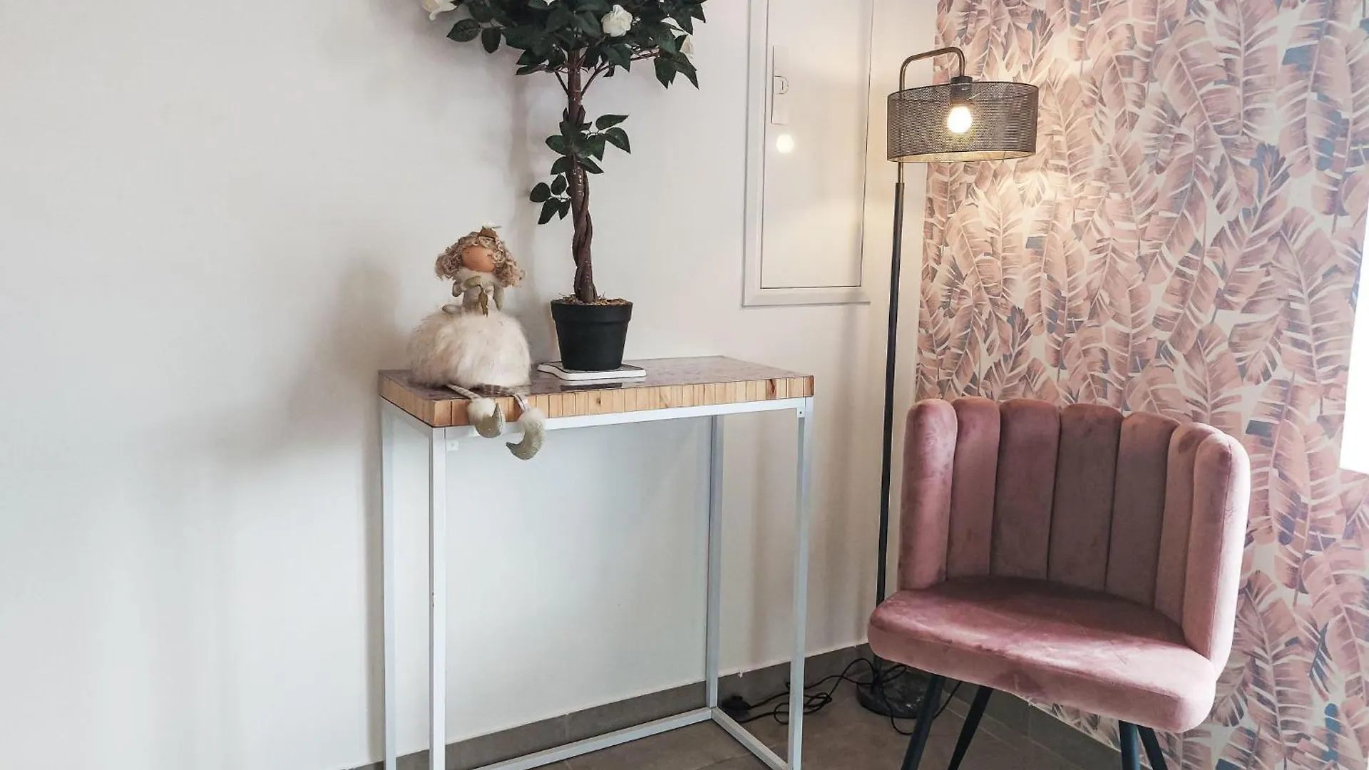 Plozévet Apartment Ty Roz By Interhome